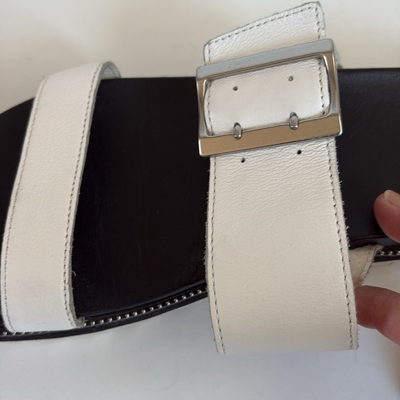 Sorel white Roaming Roaming Buckle Slides slide sandal slip on silver buckle - Picture 5 of 16